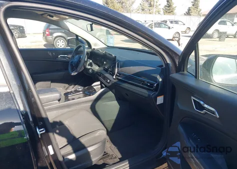 2025 Kia Sportage Hybrid Lx from USA, damaged, VIN KNDPUCDG6S7175410